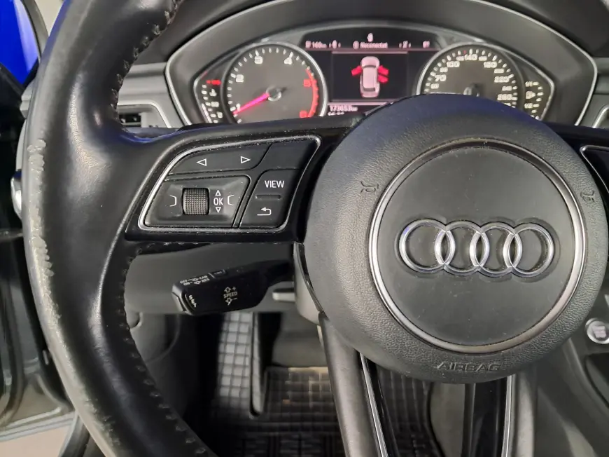 Audi A4 Hatchback 2017