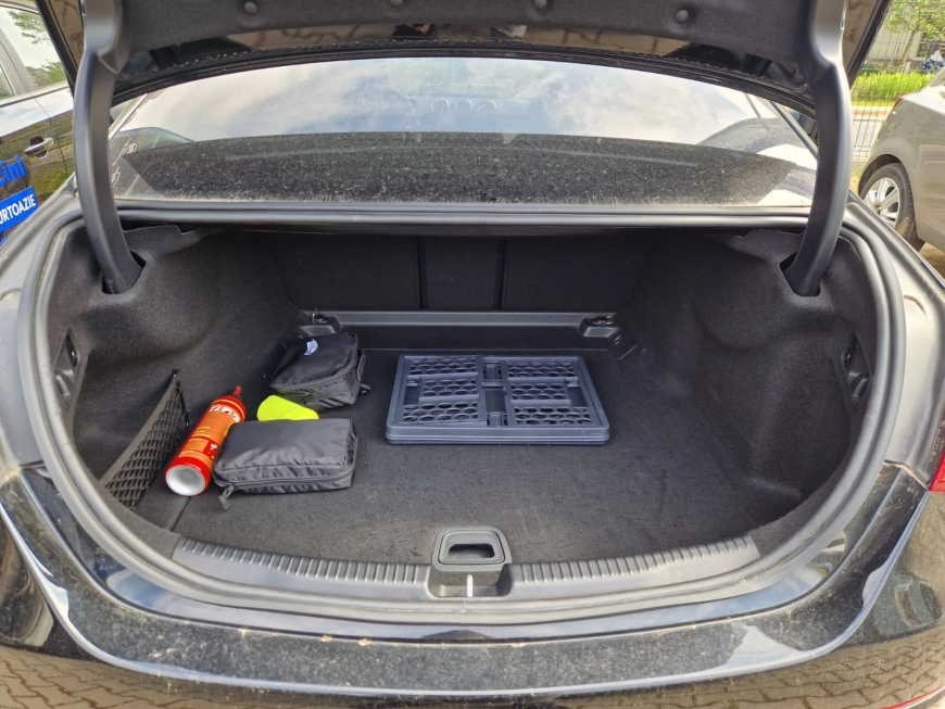 MERCEDES BENZ C C-CLASS SEDAN C 180 Limuzina