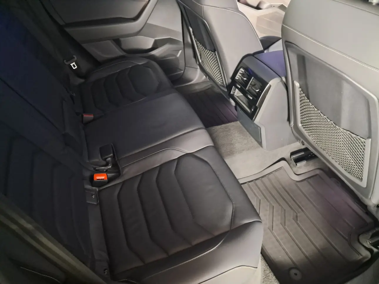 Volkswagen TOUAREG SUV 2018