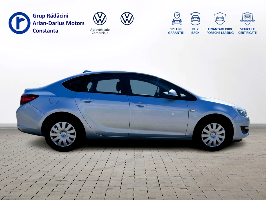 Opel Astra J Sedan 2017