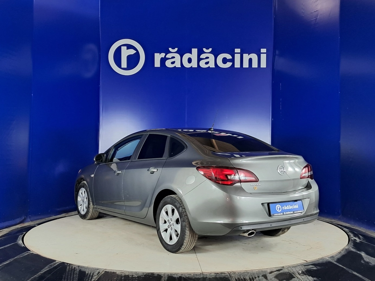 Opel ASTRA Sedan 2019