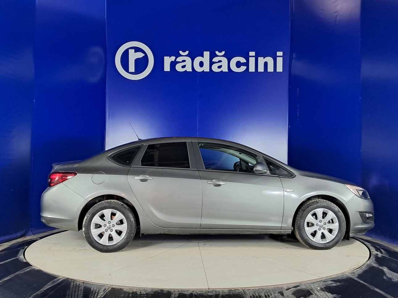 Opel ASTRA Sedan 2019