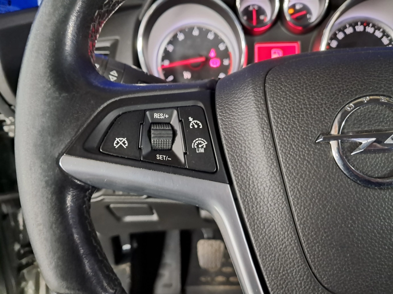 Opel ASTRA Sedan 2019