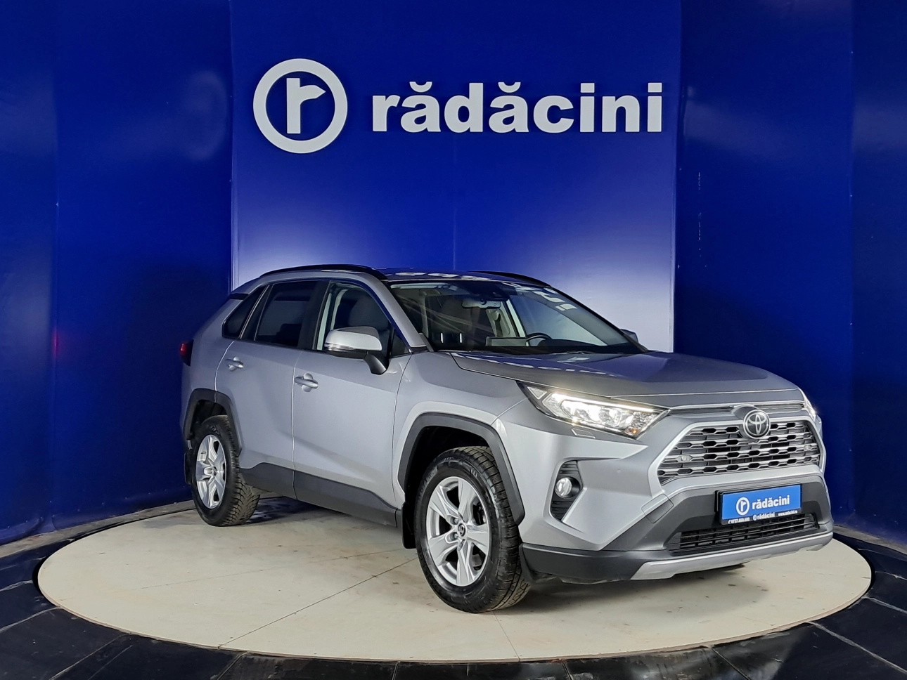 Toyota RAV4 SUV 2019