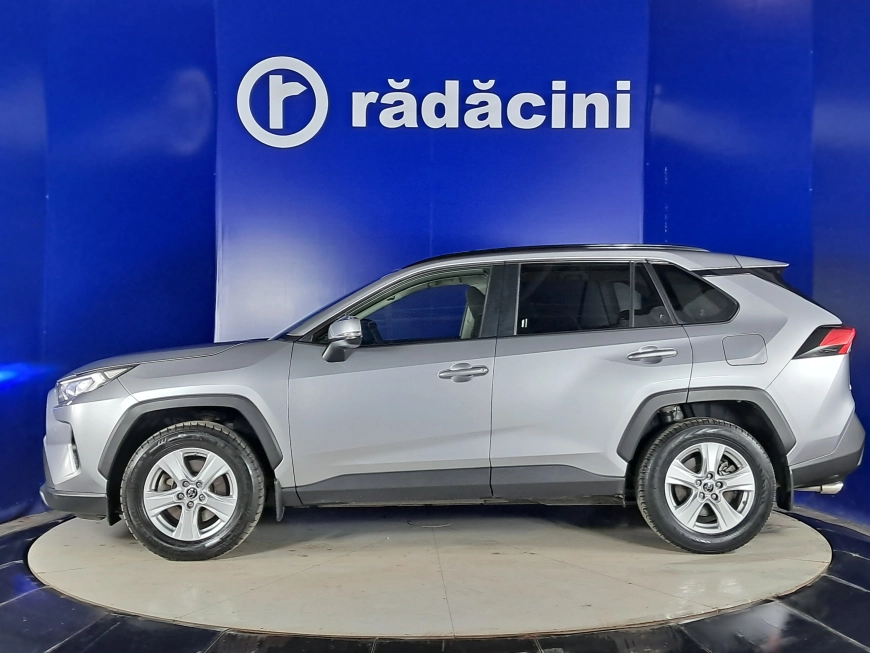 Toyota RAV4 SUV 2019