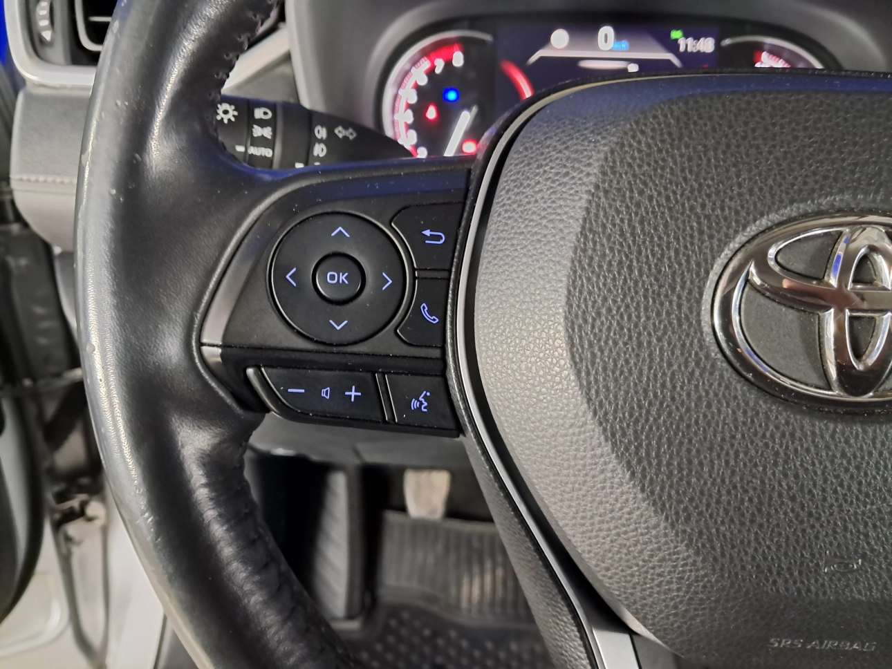 Toyota RAV4 SUV 2019