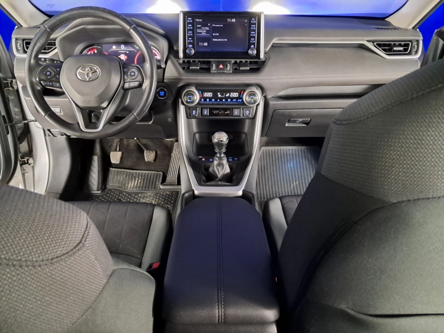 Toyota RAV4 SUV 2019