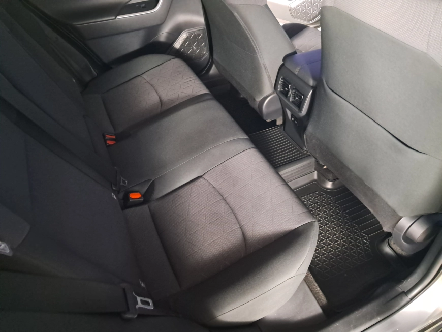 Toyota RAV4 SUV 2019