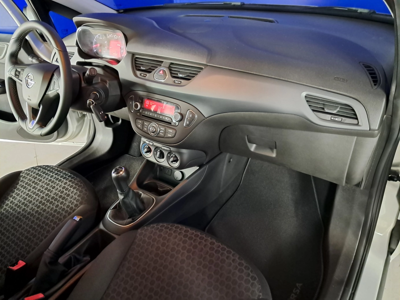 Opel CORSA Hatchback 2016