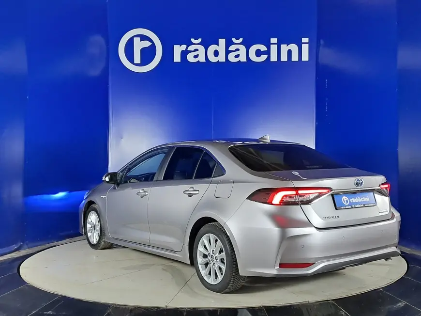 Toyota COROLLA Sedan 2021