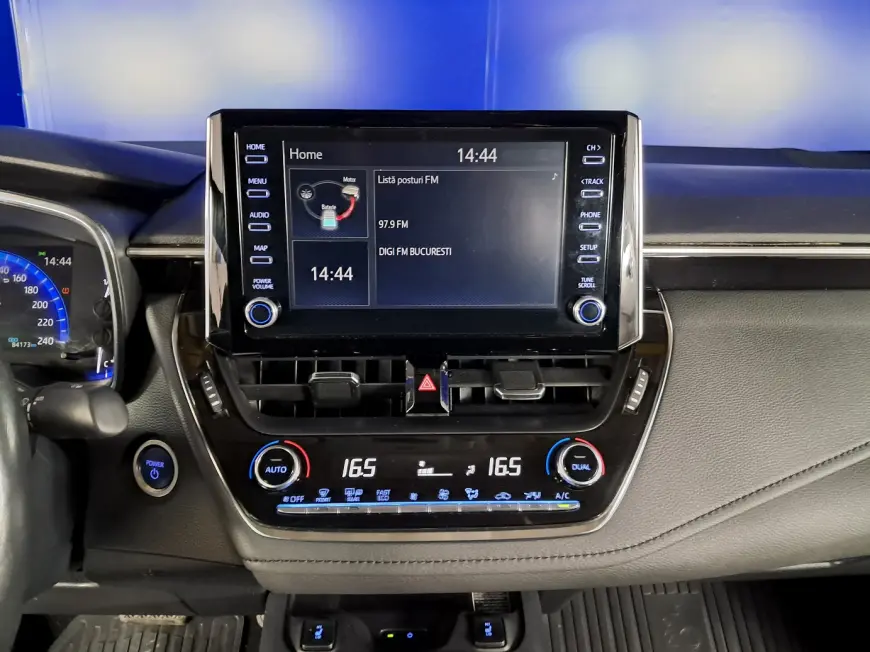 Toyota COROLLA Sedan 2021