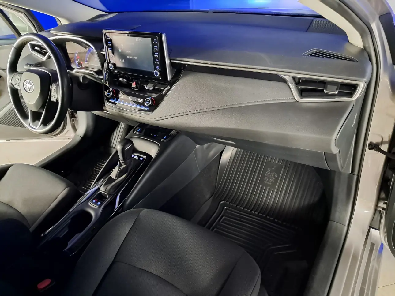 Toyota COROLLA Sedan 2021