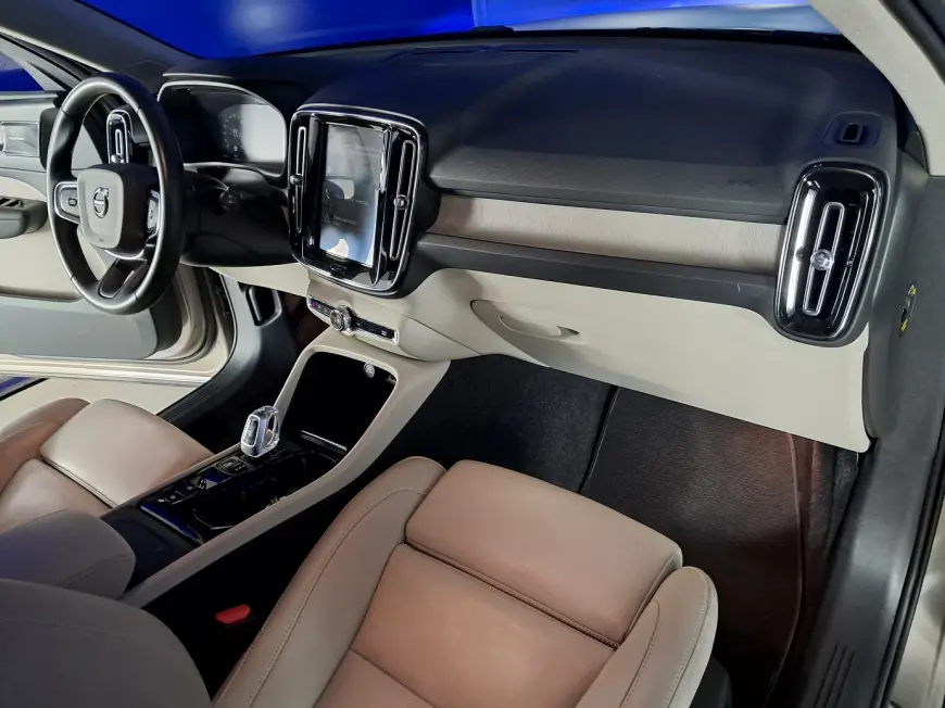 Volvo XC 40 SUV 2020