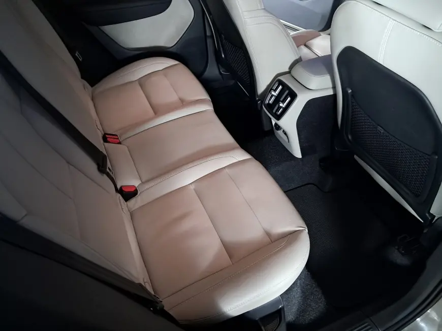 Volvo XC 40 SUV 2020