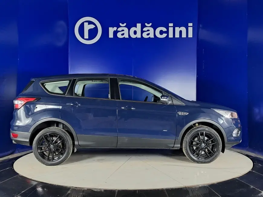 Ford KUGA SUV 2018