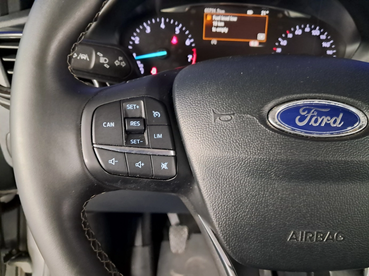 FORD PUMA 1.0 ECOBOOST MHEV 125HP TITANIUM