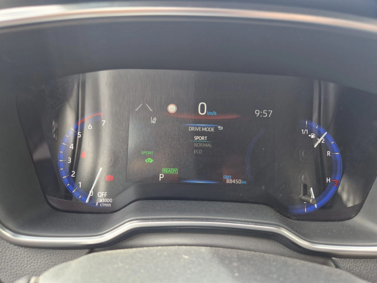 TOYOTA COROLLA 1.8 HYBRID DYNAMIC E-CVT 2021