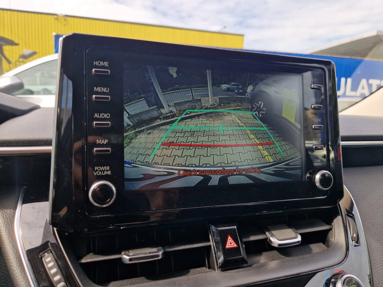 TOYOTA COROLLA 1.8 HYBRID DYNAMIC E-CVT 2021