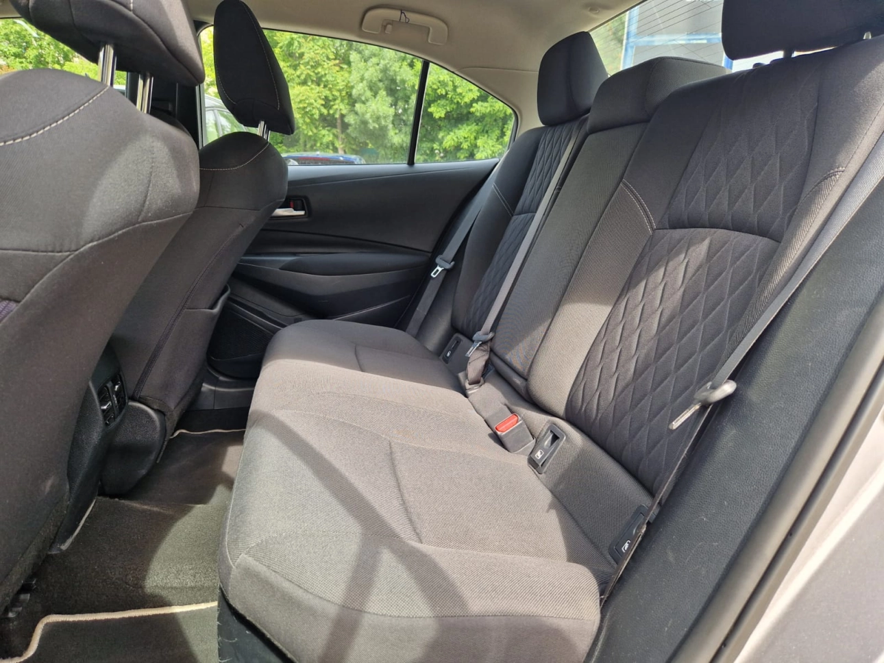 TOYOTA COROLLA 1.8 HYBRID DYNAMIC E-CVT 2021