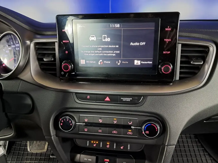 Kia CEED Hatchback 2021