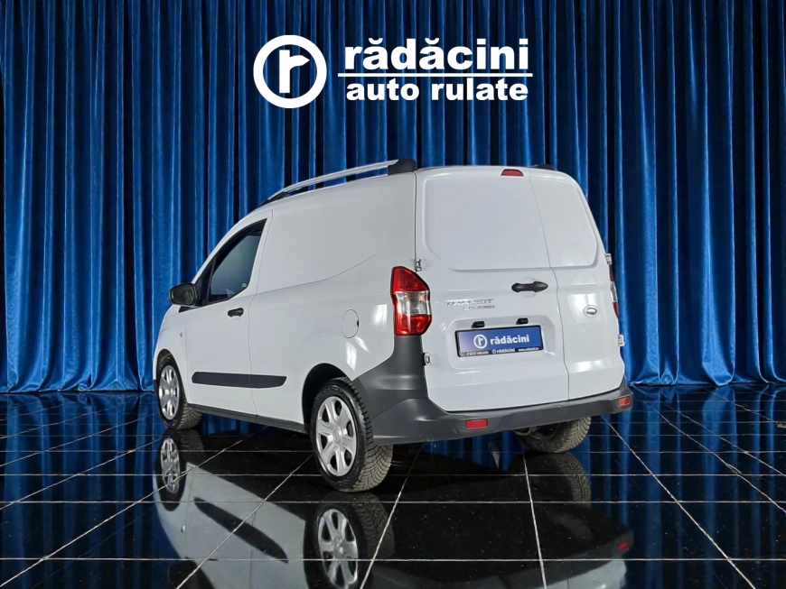 FORD TOURNEO COURIER