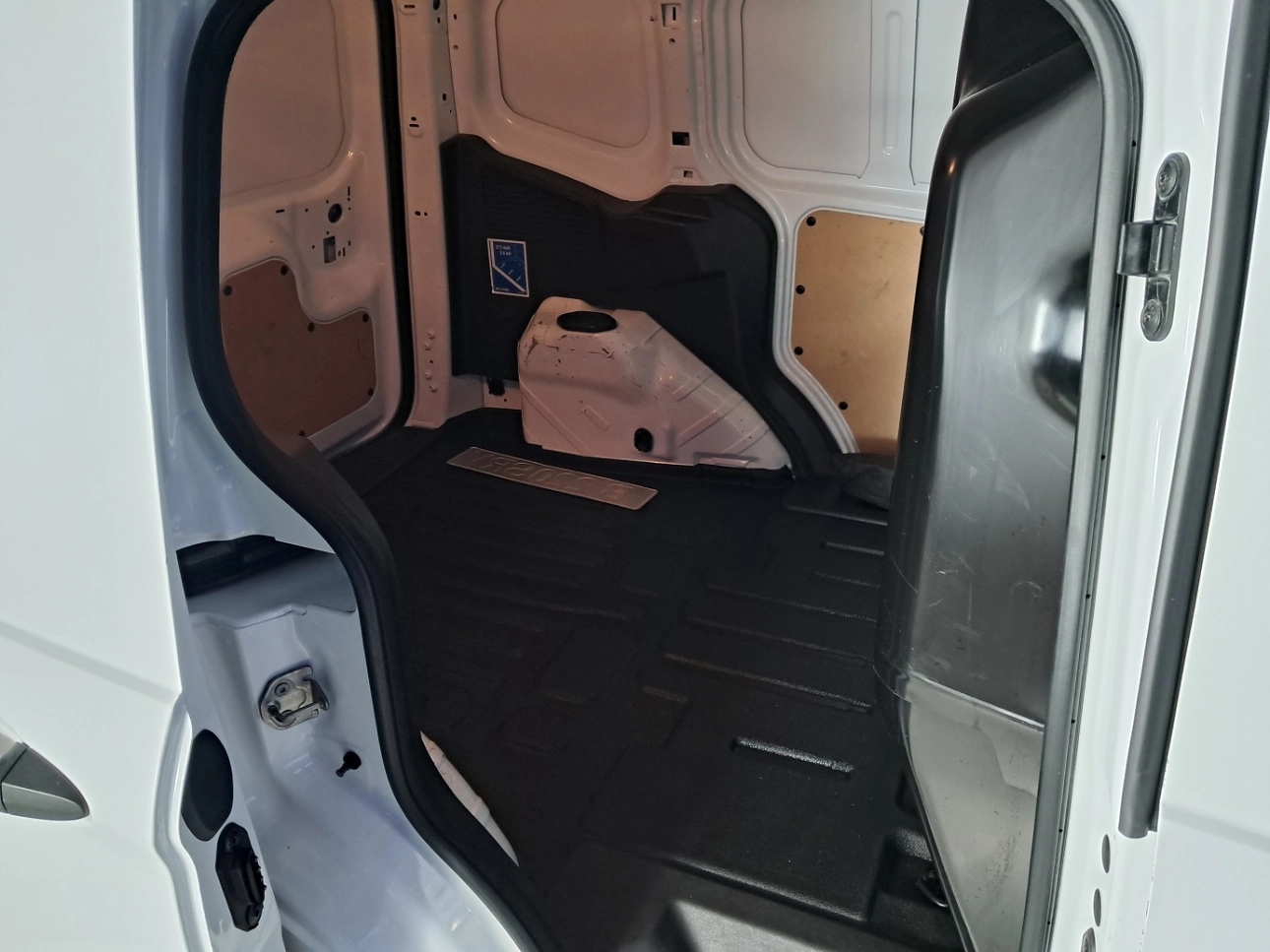 FORD TOURNEO COURIER