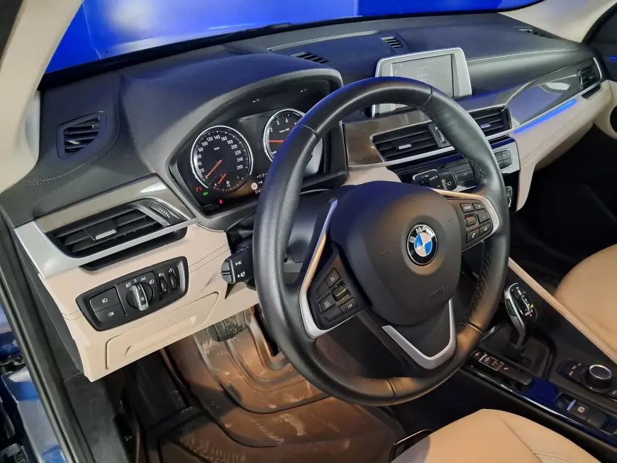 BMW X1 SUV 2021