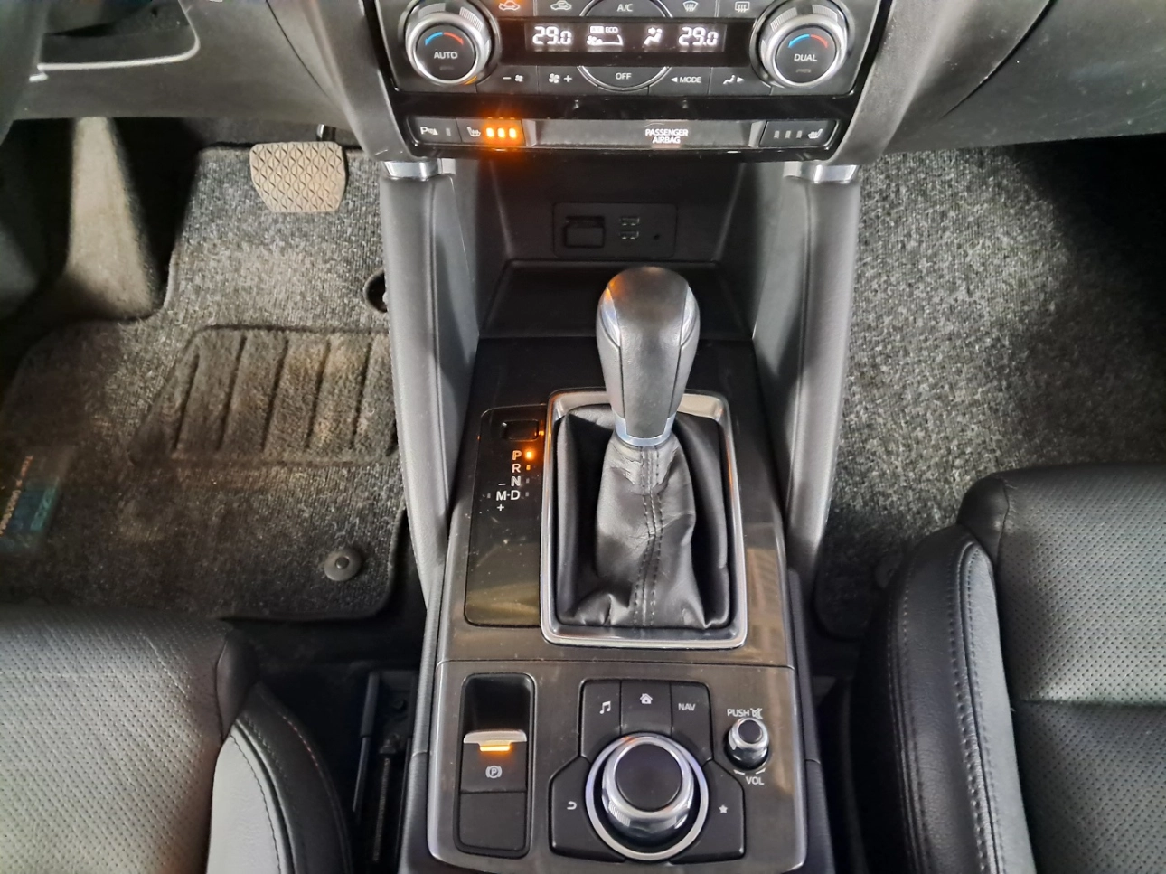 MAZDA CX-5 REVOLUTION TOP AWD 2.2TD AUTOMAT