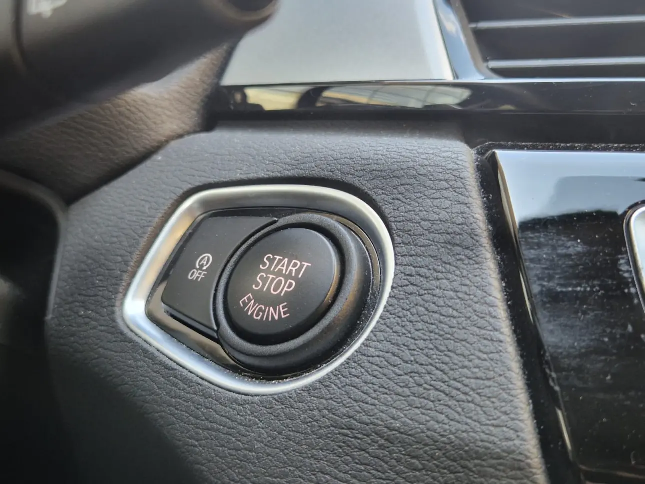 BMW X1 2.0 sDrive 18d 150CP AT ADVANTAGE 2020