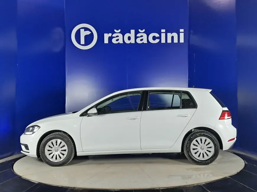 Volkswagen GOLF Hatchback 2019