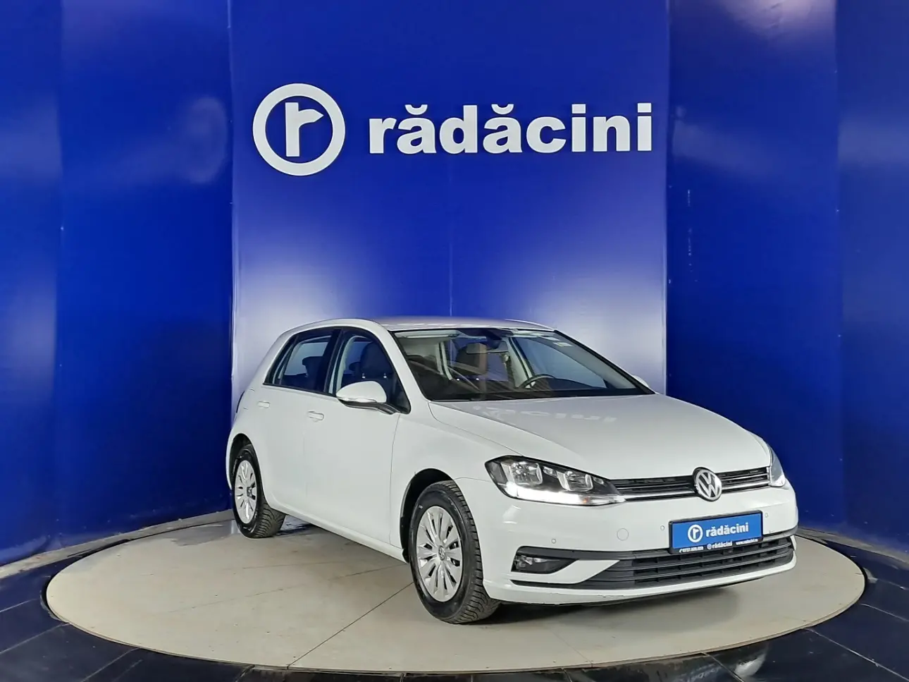 Volkswagen GOLF Hatchback 2019