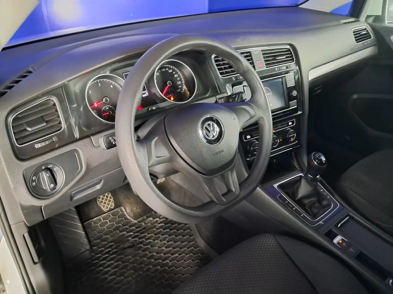 Volkswagen GOLF Hatchback 2019