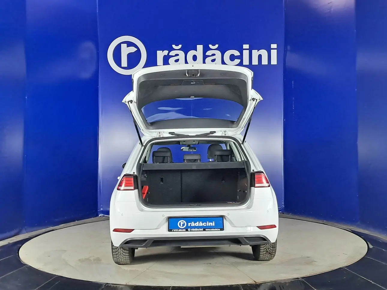 Volkswagen GOLF Hatchback 2019