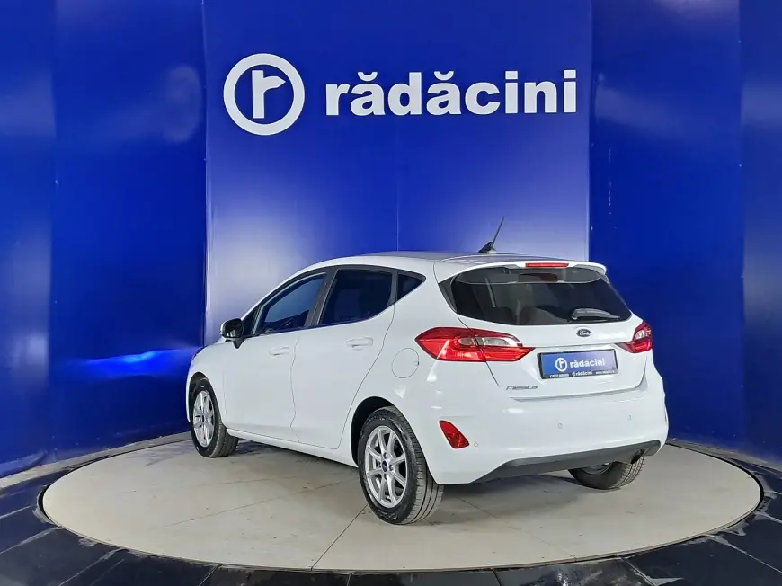 Ford FIESTA Hatchback 2021