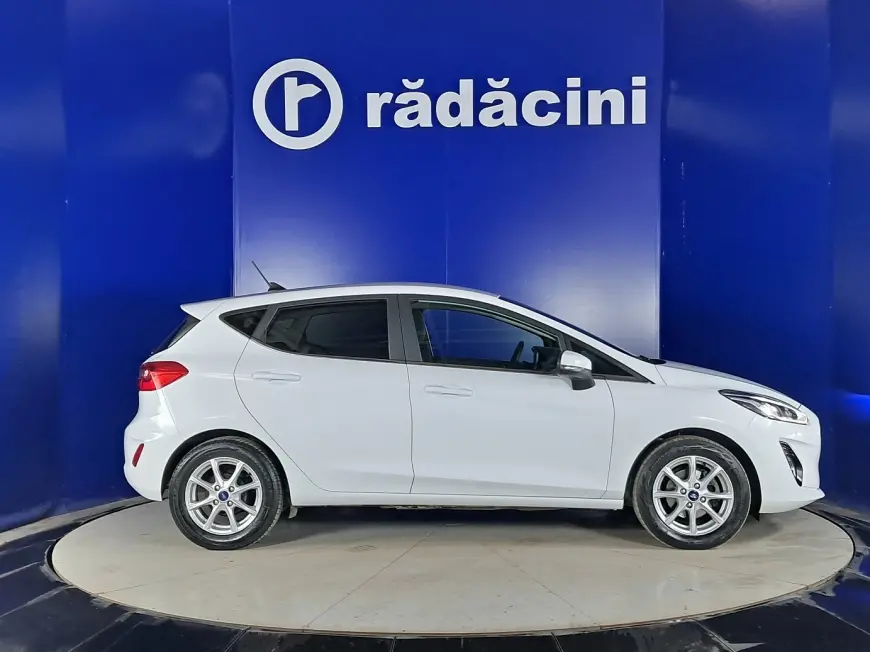 Ford FIESTA Hatchback 2021