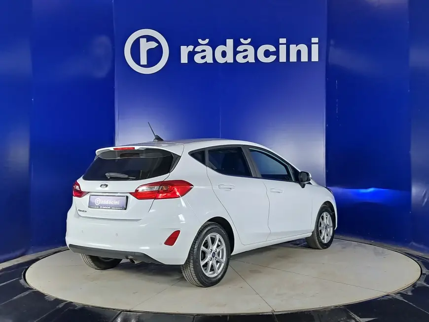 Ford FIESTA Hatchback 2021