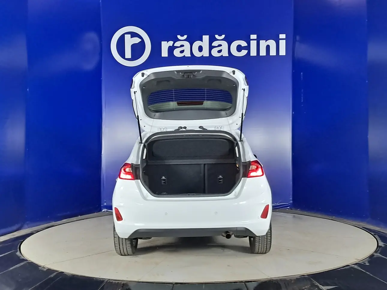 Ford FIESTA Hatchback 2021
