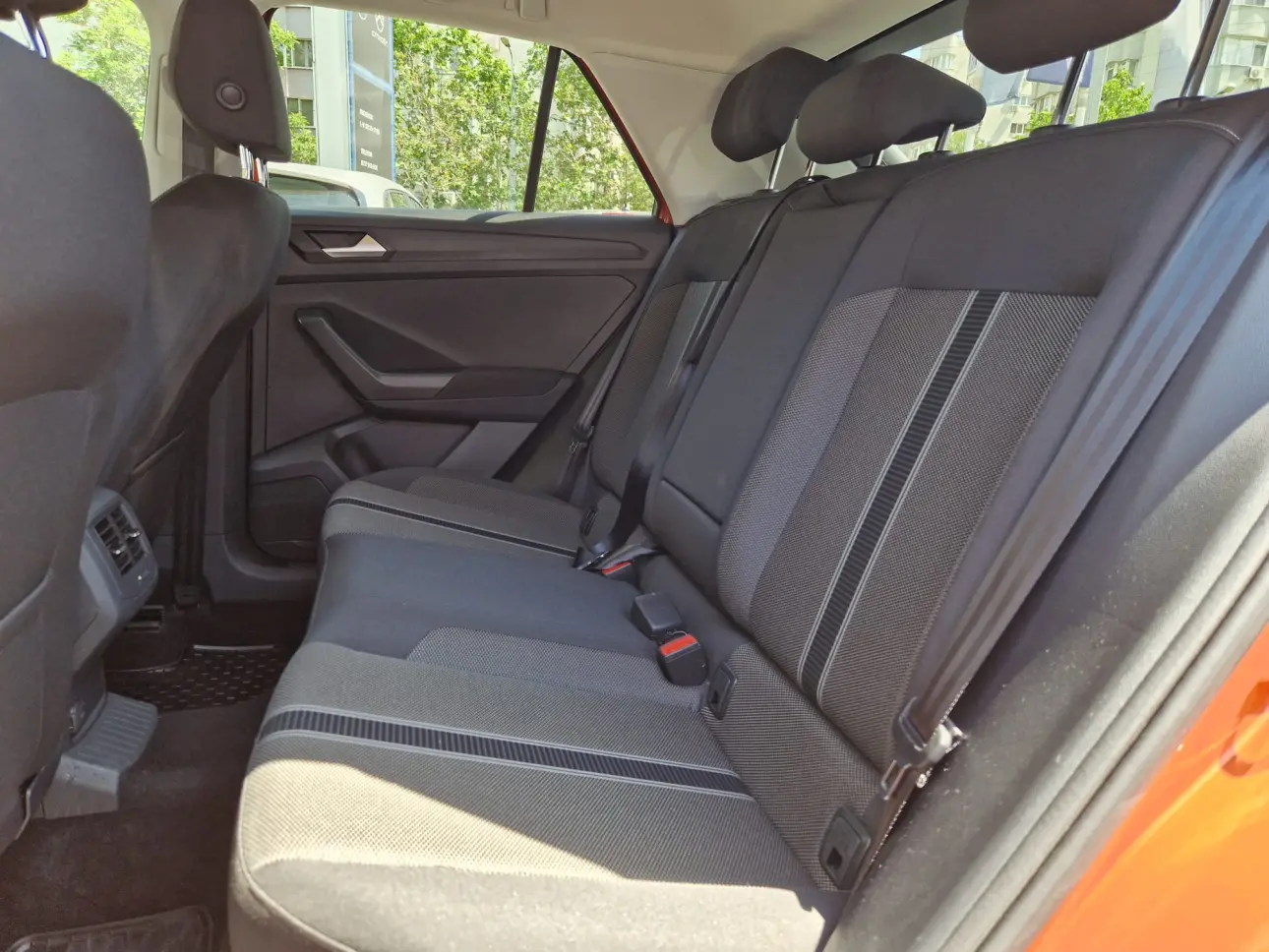 VOLKSWAGEN T-ROC 2.0 TDI 150CP DSG DESIGN 2020