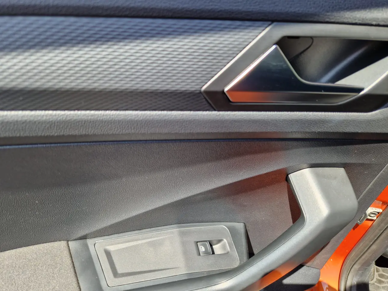 VOLKSWAGEN T-ROC 2.0 TDI 150CP DSG DESIGN 2020