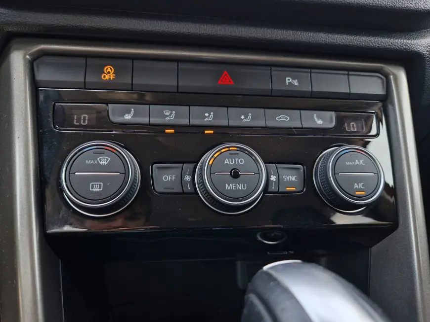 VOLKSWAGEN T-ROC 2.0 TDI 150CP DSG DESIGN 2020
