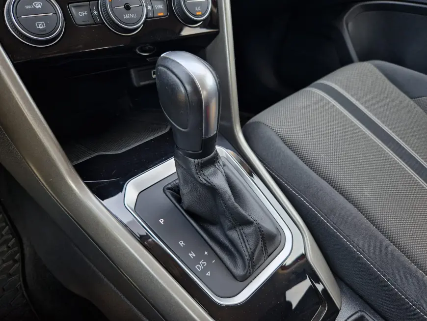 VOLKSWAGEN T-ROC 2.0 TDI 150CP DSG DESIGN 2020