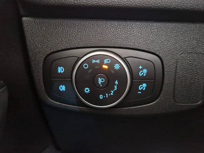FORD FOCUS SW 1.5 TDCI ECOBLUE 120CP MT6 TITANIUM 2021