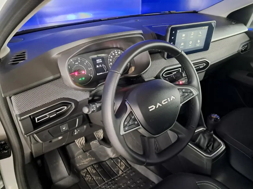 Dacia LOGAN Hatchback 2023