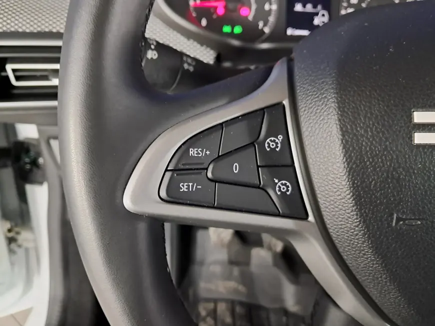Dacia LOGAN Hatchback 2023