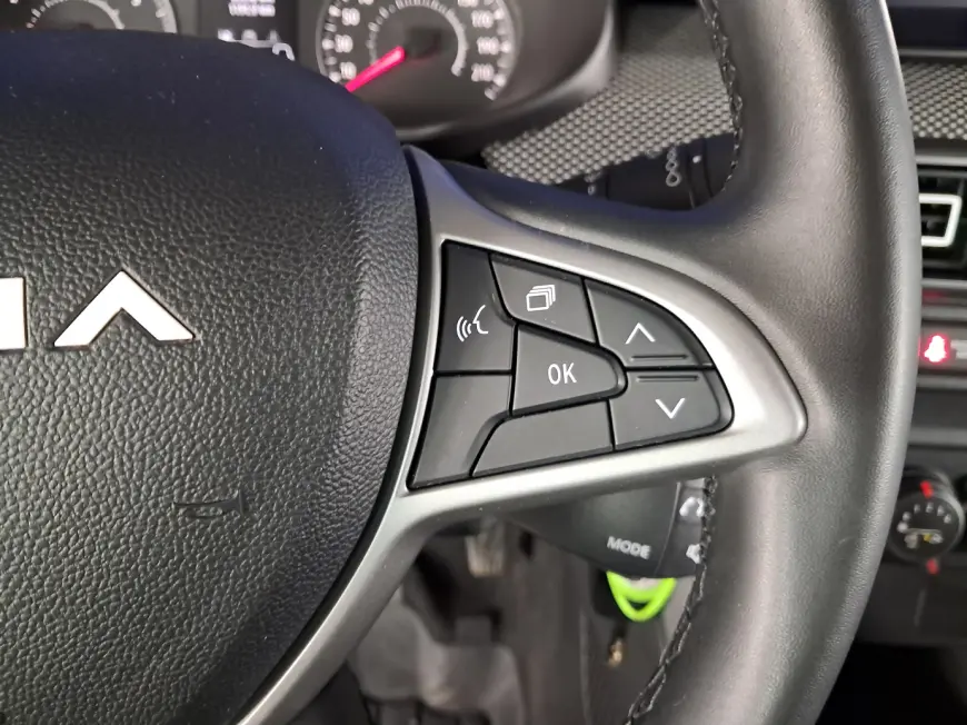 Dacia LOGAN Hatchback 2023