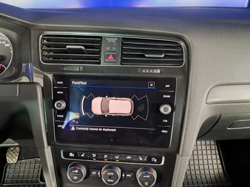 Volkswagen GOLF Hatchback 2018