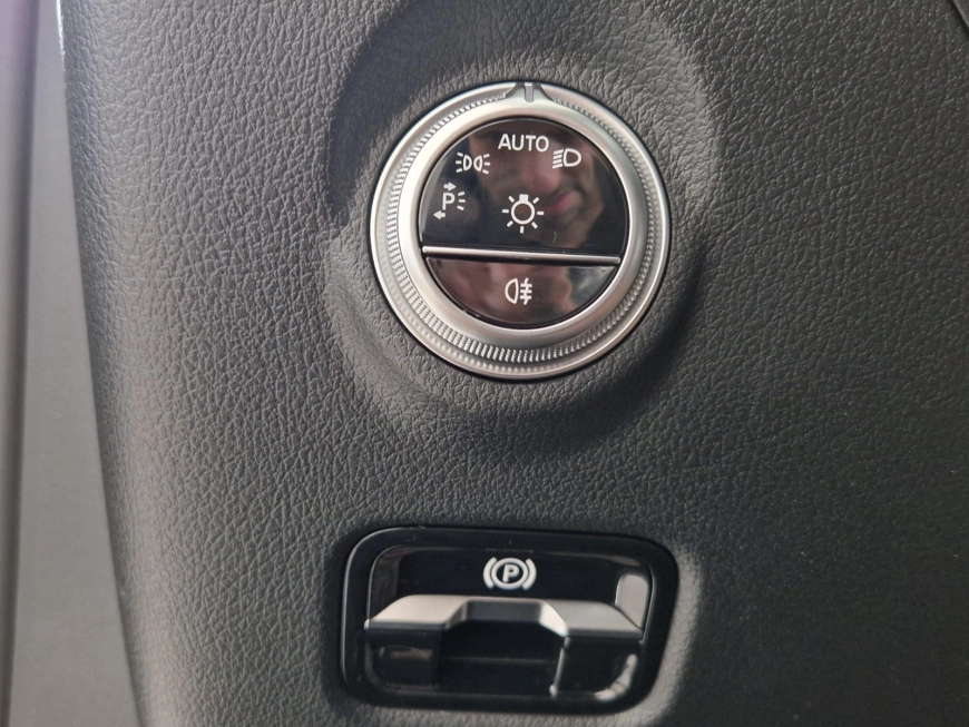 MERCEDES BENZ C C300 2.0 MHEV 258CP 9-GTRONIC 4MATIC AMG LINE 2023