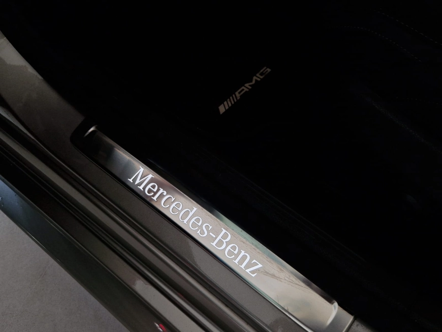 MERCEDES BENZ C C300 2.0 MHEV 258CP 9-GTRONIC 4MATIC AMG LINE 2023