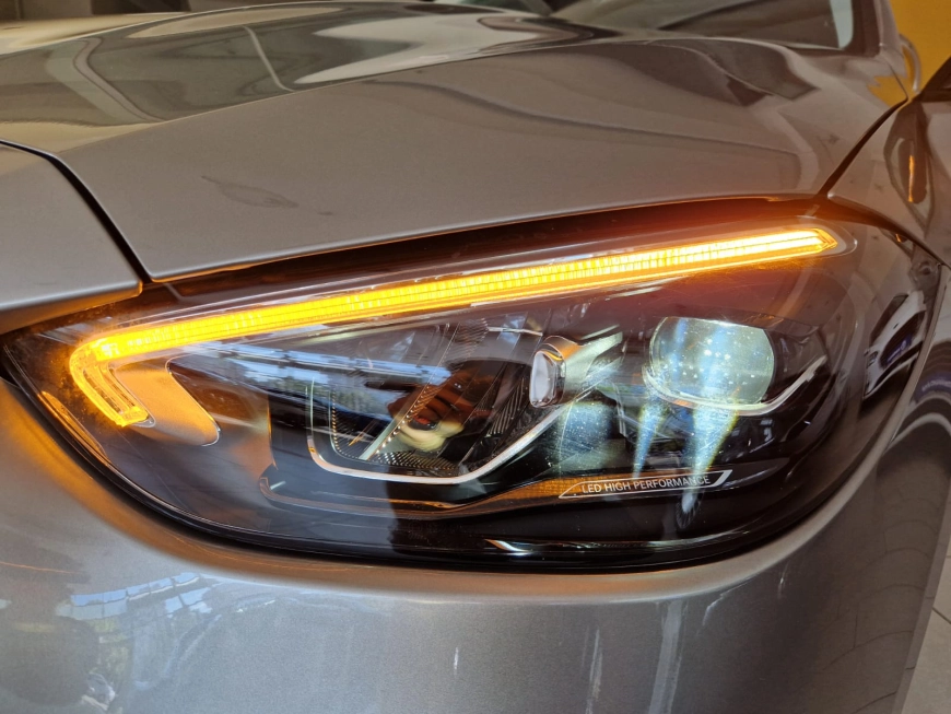 MERCEDES BENZ C C300 2.0 MHEV 258CP 9-GTRONIC 4MATIC AMG LINE 2023