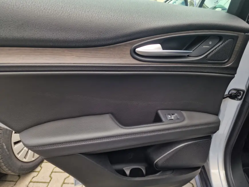 Alfa Romeo Stelvio 2.0 Turbo Ti - AWD - 280cp - Automatic - 2022
